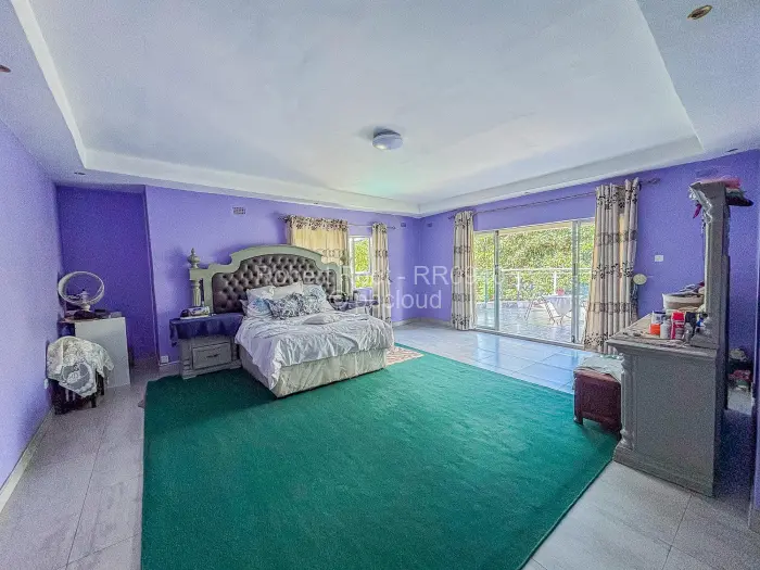 7 Bedroom House for Sale in Chisipite, Harare