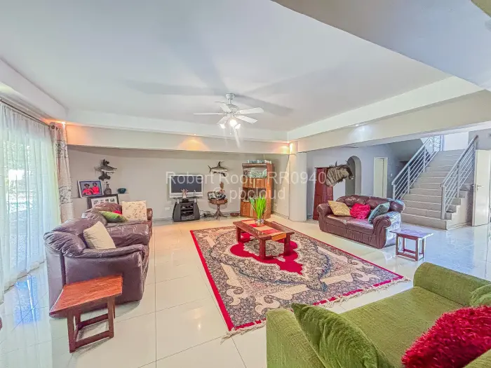 7 Bedroom House for Sale in Chisipite, Harare