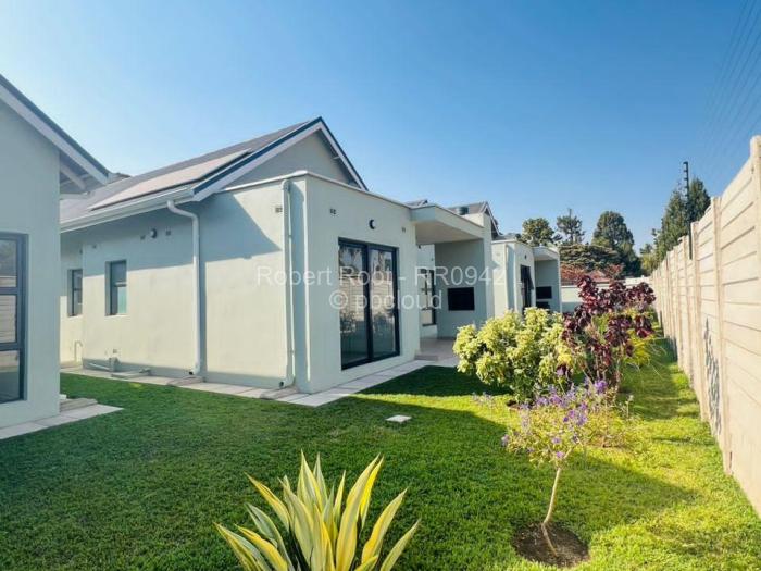 Townhouse/Cluster to Rent in Borrowdale, Harare