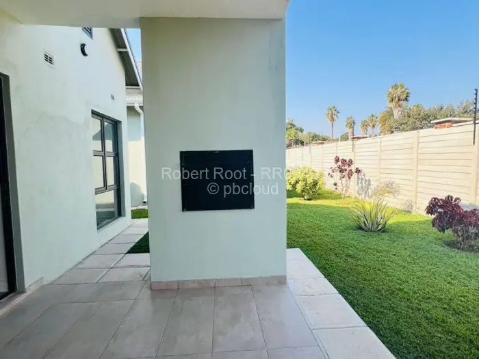 Townhouse/Complex/Cluster to Rent in Borrowdale