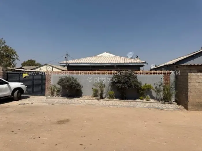 House for Sale in Zengeza, Chitungwiza
