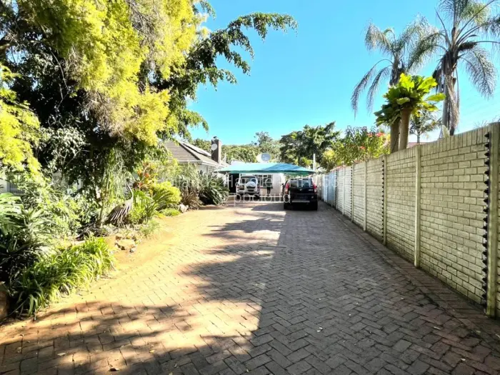 5 Bedroom House to Rent in Alexandra Park