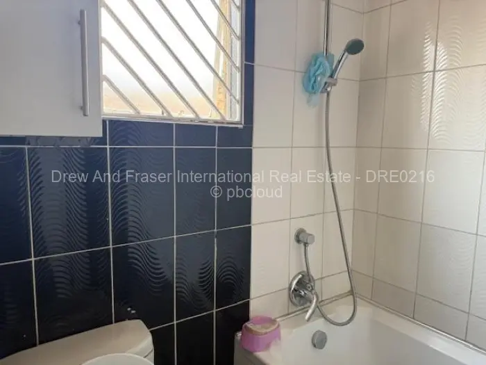 2 Bedroom Cottage/Garden Flat for Sale in Zimre Park, Harare