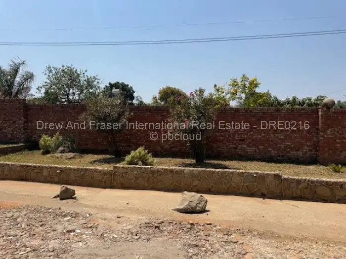 2 Bedroom Cottage/Garden Flat for Sale in Zimre Park, Harare