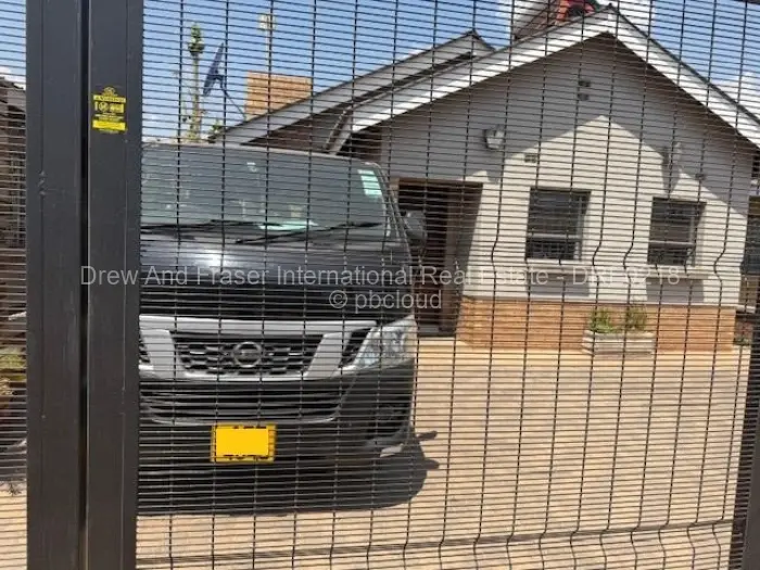 Townhouse/Complex/Cluster for Sale in Aspindale Park, Harare