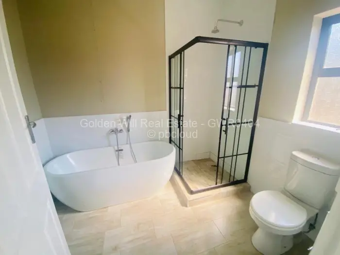 Townhouse/Complex/Cluster to Rent in Avondale West
