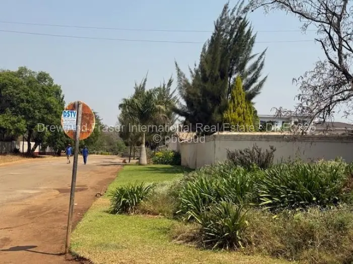 Townhouse/Complex/Cluster for Sale in Strathaven, Harare