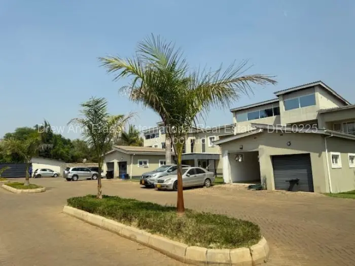 Townhouse/Complex/Cluster for Sale in Strathaven, Harare