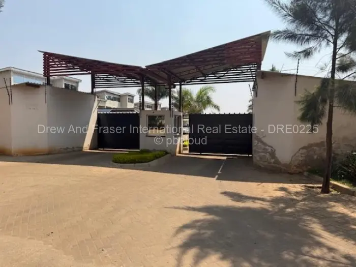 Townhouse/Complex/Cluster for Sale in Strathaven, Harare