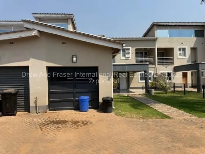 Townhouse/Complex/Cluster for Sale in Strathaven, Harare