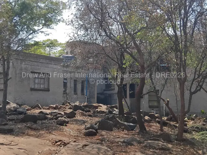 House for Sale in Bluff Hill, Harare