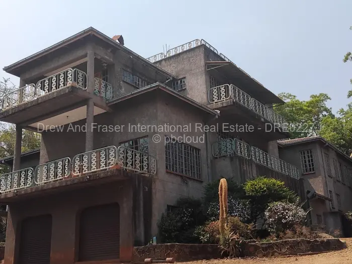 House for Sale in Bluff Hill, Harare