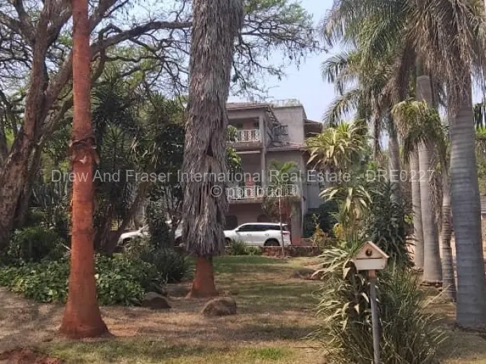 House for Sale in Bluff Hill, Harare