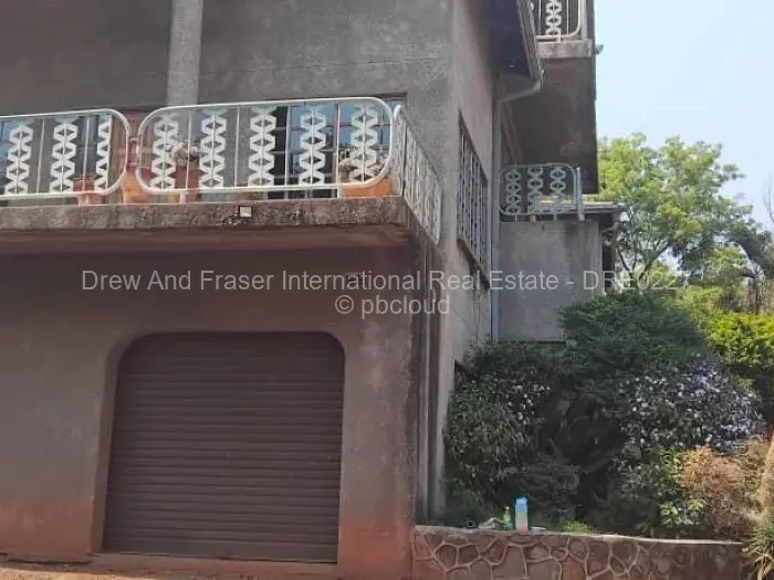 House for Sale in Bluff Hill, Harare