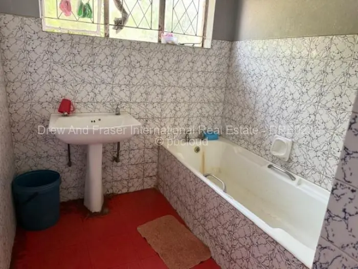 3 Bedroom House for Sale in Ridgeview, Harare