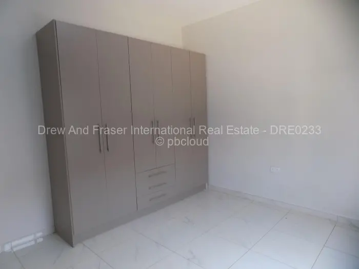 5 Bedroom House to Rent in Quinnington