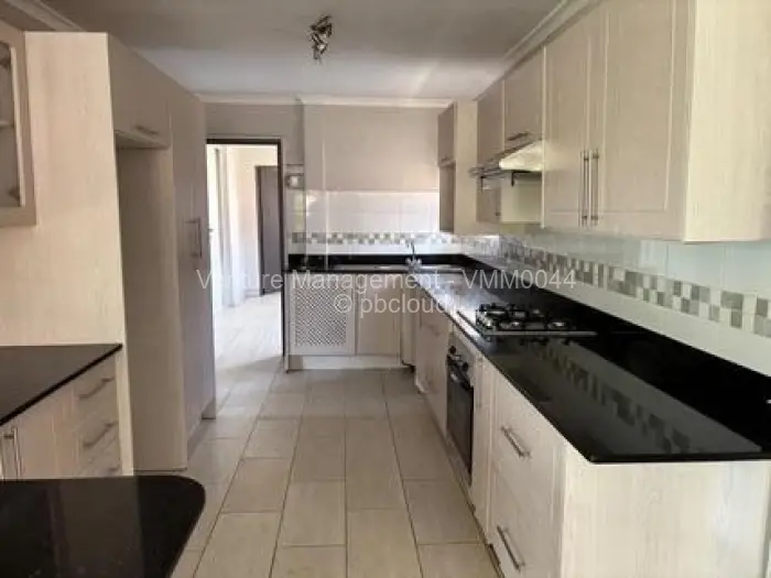 2 Bedroom Cottage/Garden Flat to Rent in Highlands