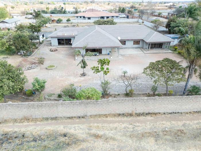 5 Bedroom House for Sale in Norton, Norton