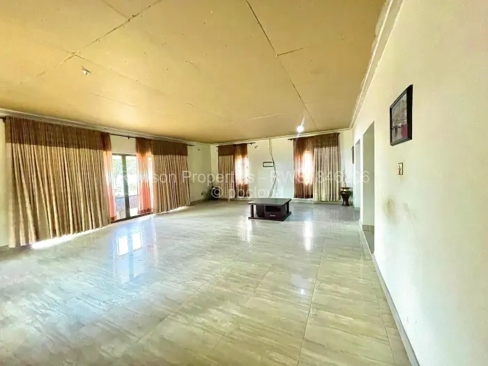 5 Bedroom House for Sale in Norton, Norton