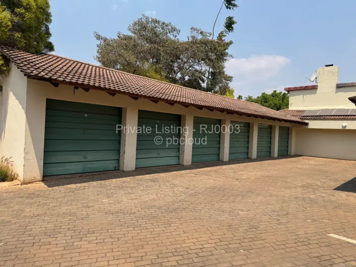 Flat/Apartment to Rent in Borrowdale Brooke