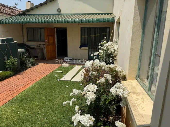 Flat/Apartment to Rent in Borrowdale Brooke