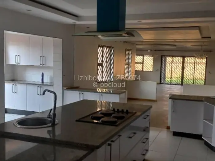 4 Bedroom House to Rent in Fairview