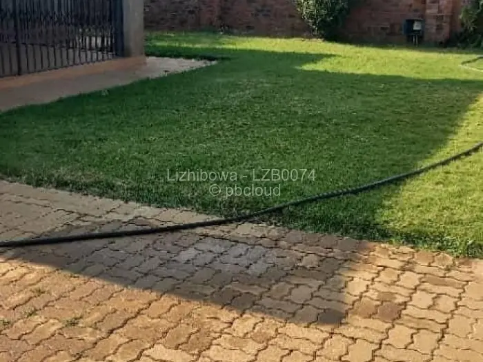 4 Bedroom House to Rent in Fairview