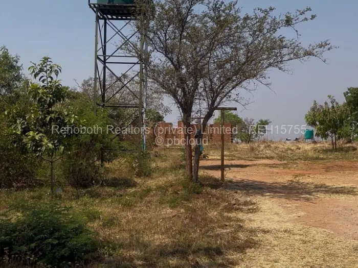 7 Bedroom House for Sale in Hogerty Hill, Harare