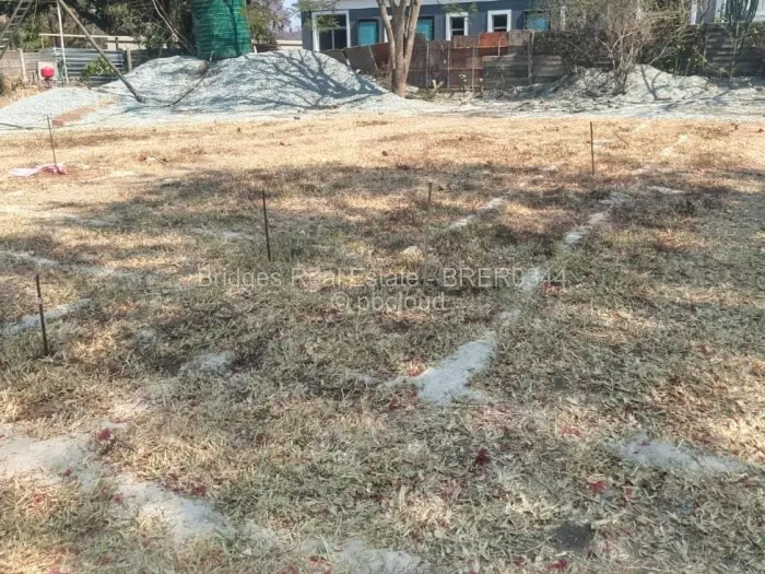 Townhouse/Complex/Cluster for Sale in Strathaven, Harare