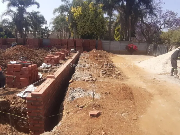 Townhouse/Complex/Cluster for Sale in Strathaven, Harare