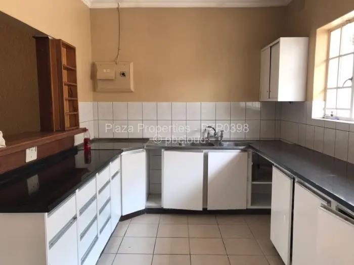 Townhouse/Complex/Cluster to Rent in Borrowdale
