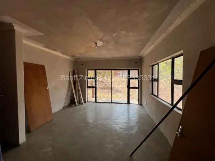 5 Bedroom House to Rent in Shawasha Hills