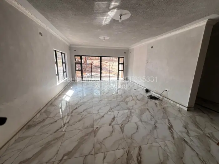 5 Bedroom House to Rent in Shawasha Hills