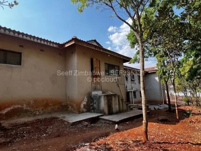 5 Bedroom House to Rent in Shawasha Hills
