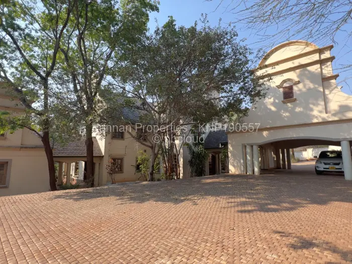 5 Bedroom House for Sale in Glen Lorne, Harare