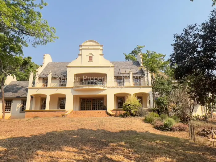 5 Bedroom House for Sale in Glen Lorne, Harare