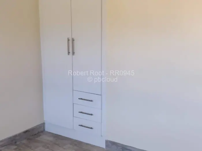 2 Bedroom Cottage/Garden Flat to Rent in Borrowdale, Harare