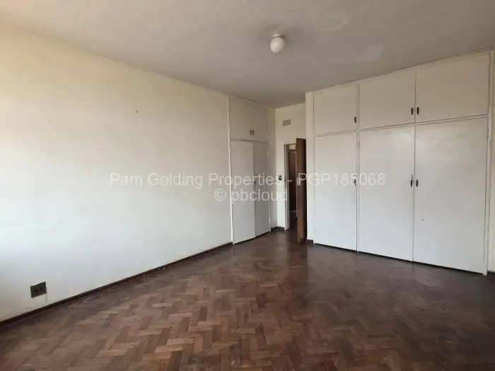 Flat/Apartment for Sale in Bulawayo City Centre, Bulawayo