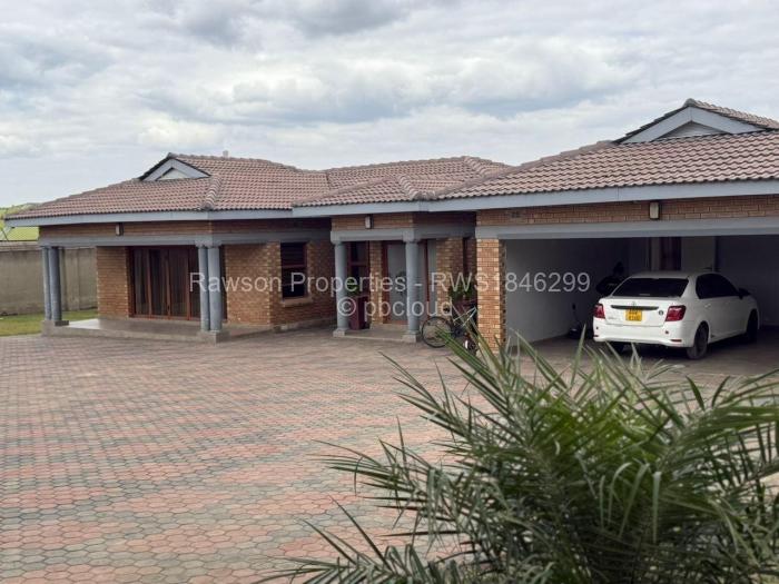 5 Bedroom House for Sale in Chinhoyi, Chinhoyi
