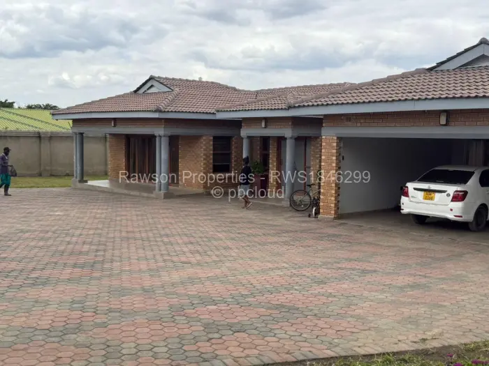 5 Bedroom House for Sale in Chinhoyi, Chinhoyi