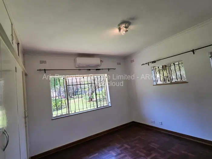 4 Bedroom House to Rent in Vainona