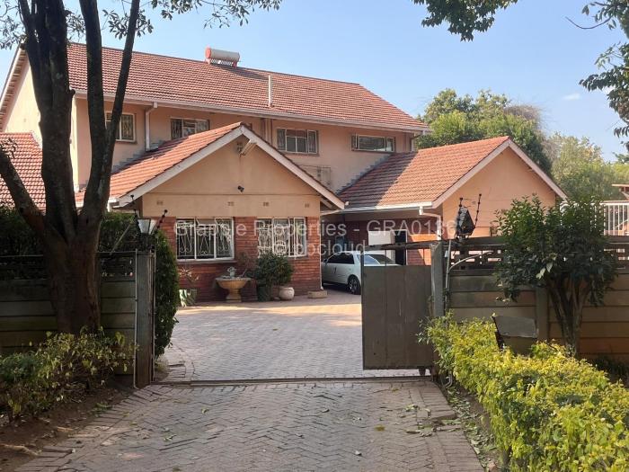 5 Bedroom House to Rent in Highlands, Harare