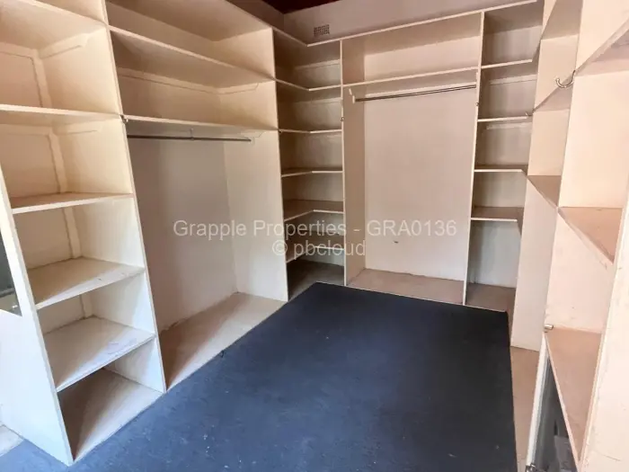 5 Bedroom House to Rent in Highlands, Harare