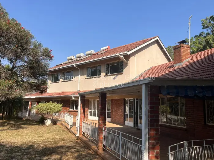 5 Bedroom House to Rent in Highlands, Harare