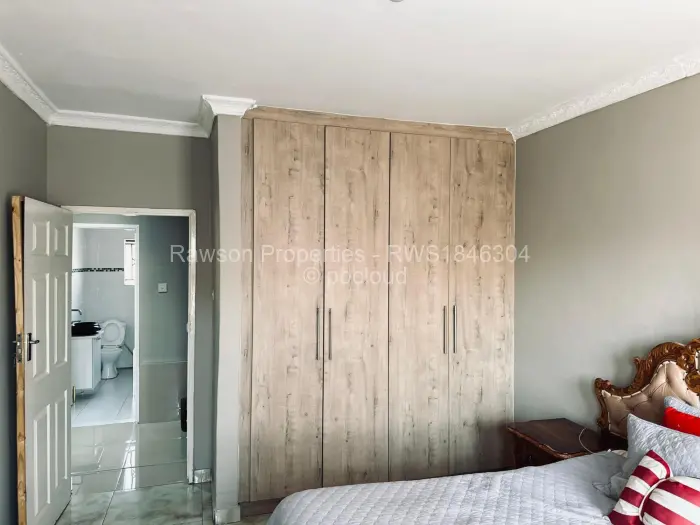 4 Bedroom House for Sale in Madokero Estates, Harare