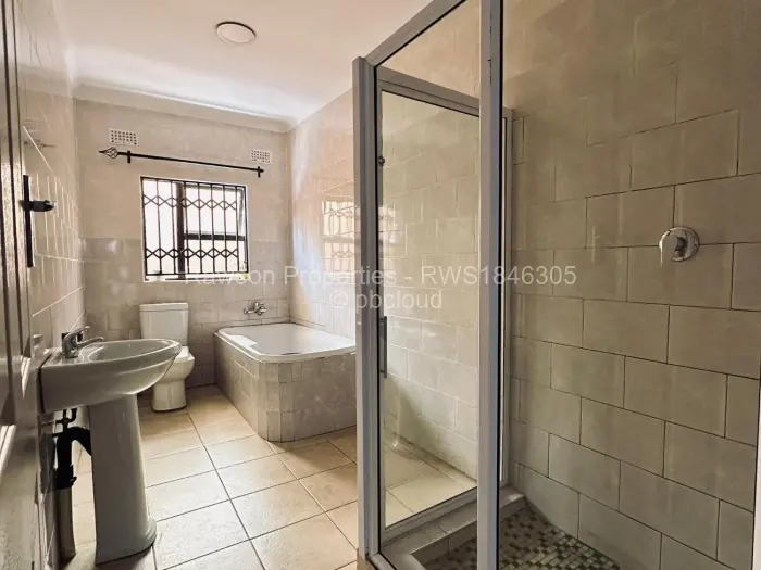 4 Bedroom House for Sale in Madokero Estates, Harare