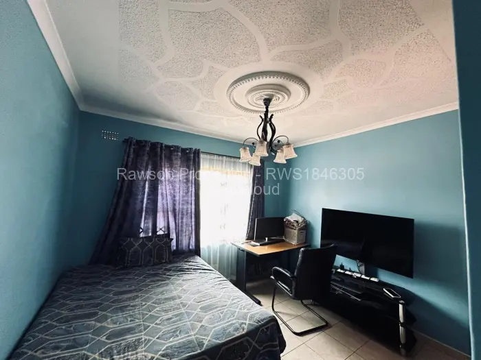 4 Bedroom House for Sale in Madokero Estates, Harare