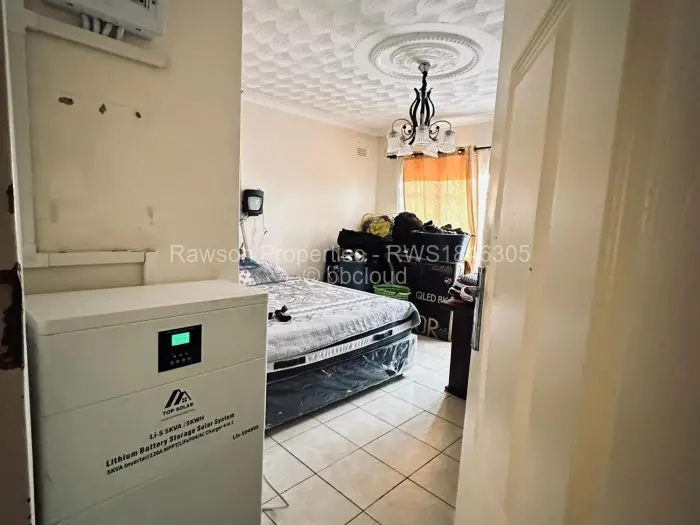 4 Bedroom House for Sale in Madokero Estates, Harare