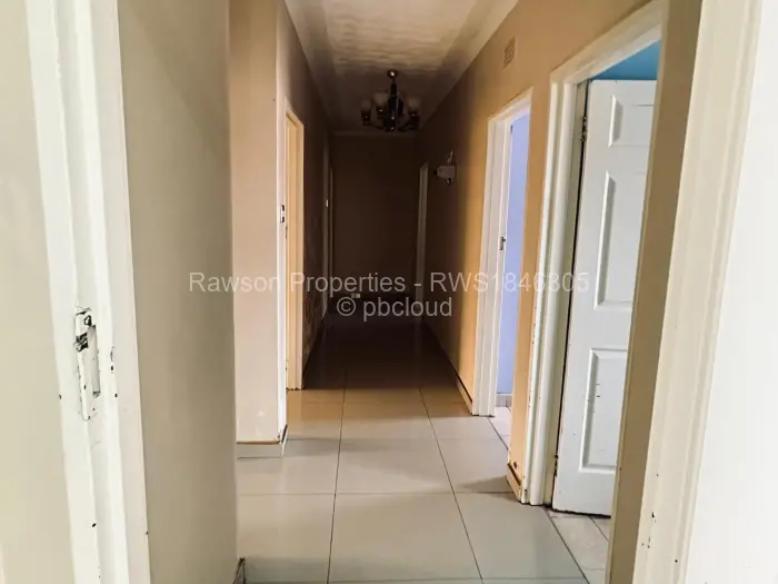 4 Bedroom House for Sale in Madokero Estates, Harare