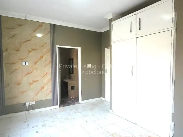 3 Bedroom Cottage/Garden Flat to Rent in Greendale